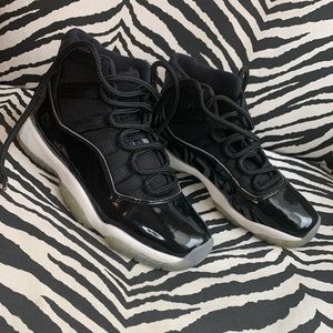 Air Jordans Space Jams boys size 5.5